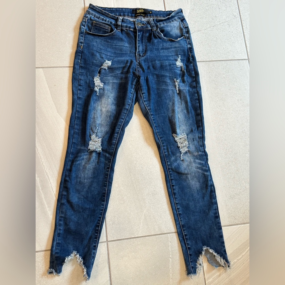 Lucky & Blessed Mid Rise Skinny Dark Wash Size 8